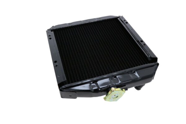 Radiador Yanmar YM1601, YM1602, YM1610, YM1702, YM1720, YM1802, YM1810, YM1820, YM2002, YMG1800, YMG2000 - Imagen 3