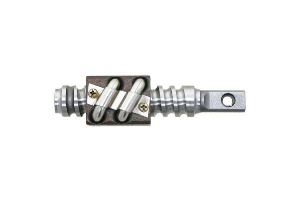 Eje de direccion corto Kubota L1802, L2002, L2202, L2402, L2602, L2802, L3202,L3602, L4202 - Imagen 4