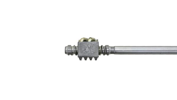 Eje de direccion Kubota B7000, B6001, B7001 - Imagen 4