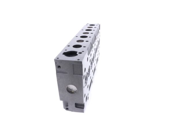 Culata Perkins 404D-22T - Imagen 3