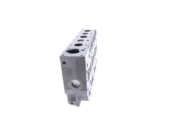 Culata Perkins 403D-15T - Imagen 3