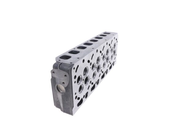 Culata inyección directa 16V Kubota V3300 16V, V3600 16V, V3800 16V, Volvo D3.8E, - Imagen 2